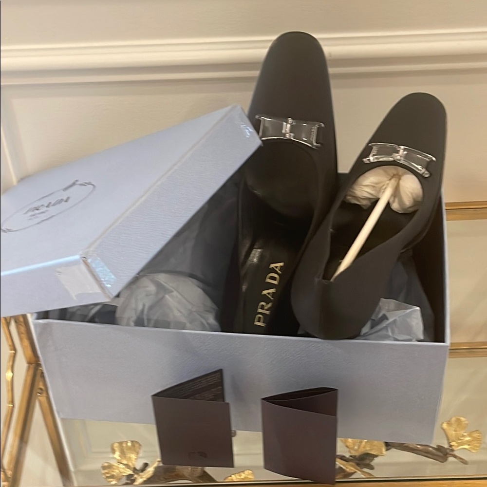 Prada Black Poplin High Heel Pumps with Block Heel - Picture 12 of 14